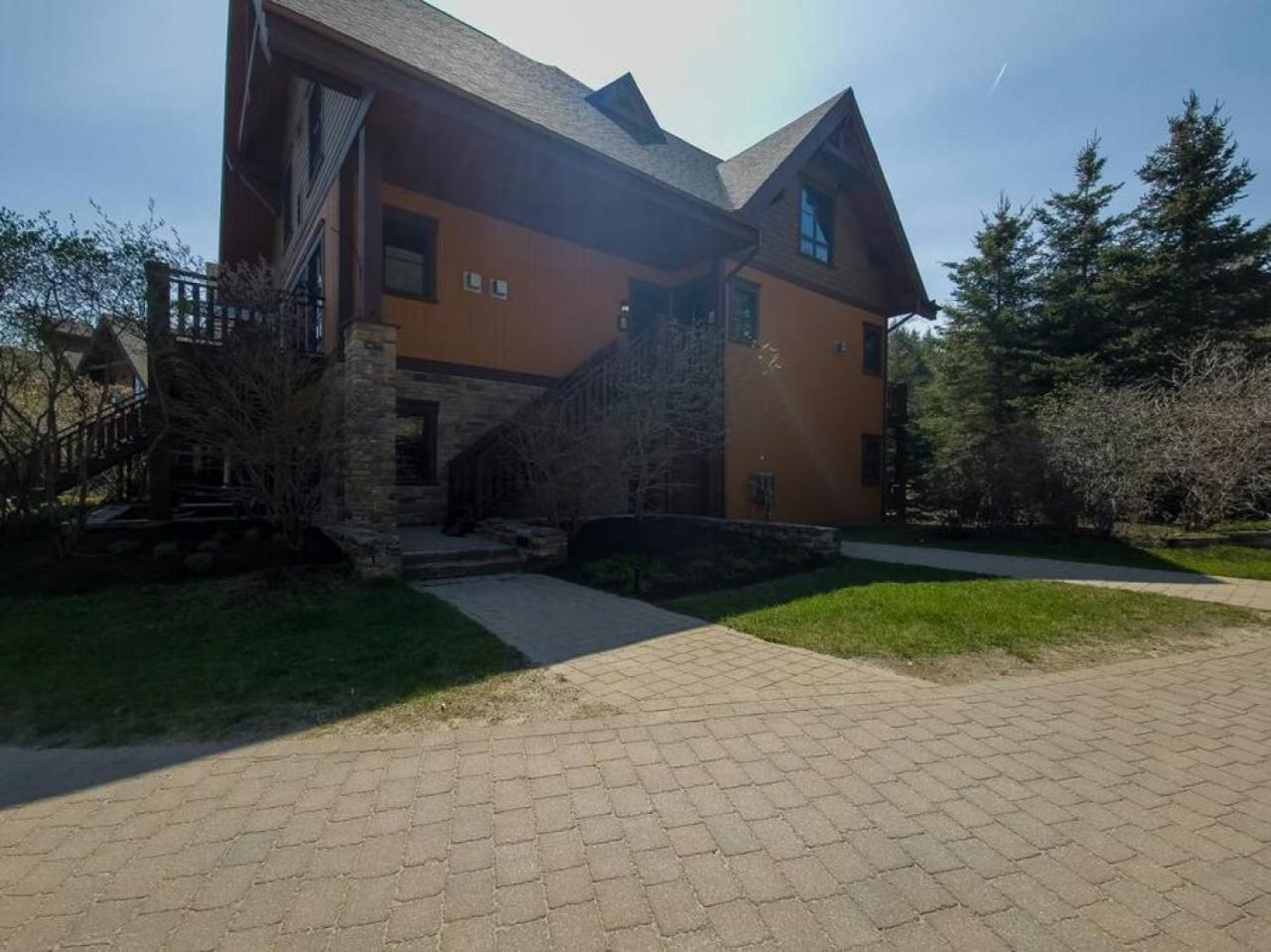 Edm 1520-11 Great Family Spot Mont-Tremblant