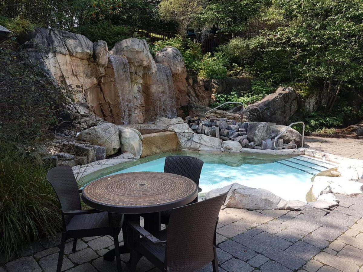 Les Eaux 227-3 Large 3 Bdr With Mountain View * Mont-Tremblant