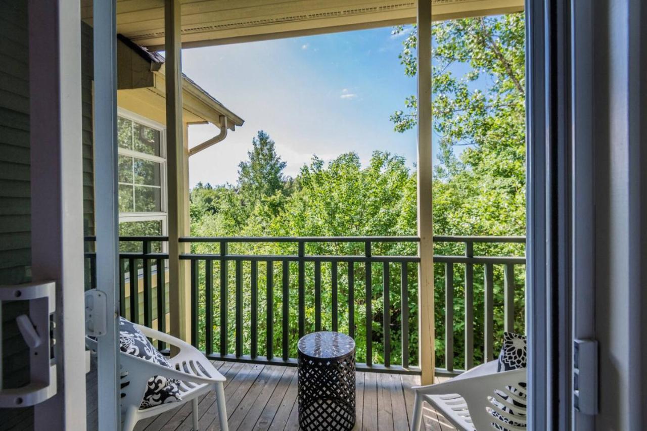 Les Eaux 227-3 Large 3 Bdr With Mountain View Apartment Mont-Tremblant