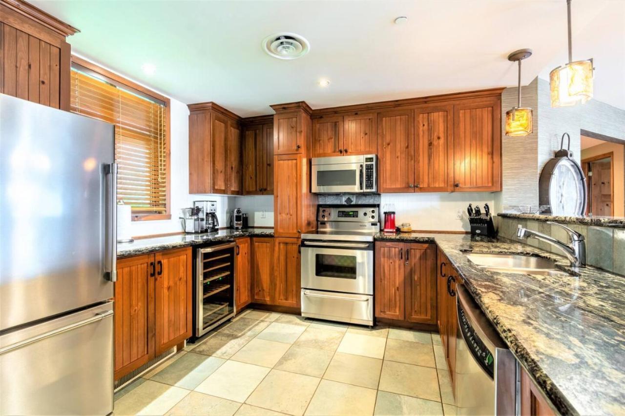 Adventure Awaits - Altitude 170-2 Holiday home
