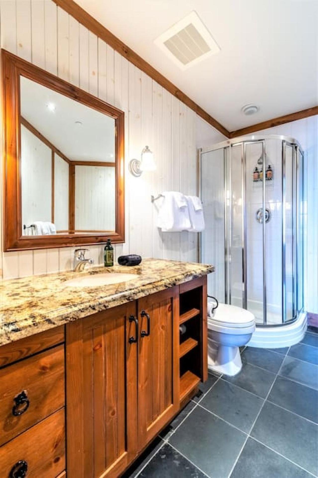 Adventure Awaits - Altitude 170-2 Holiday home Mont-Tremblant