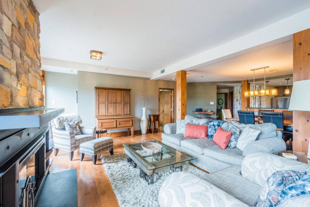 Adventure Awaits - Altitude 170-2 Holiday home