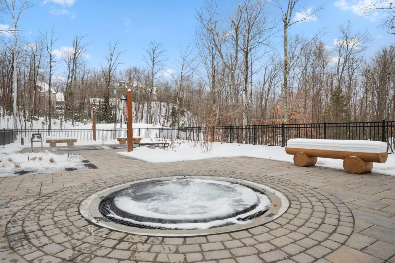 Stunning 2bdr In Nature- V2-104 Mont-Tremblant