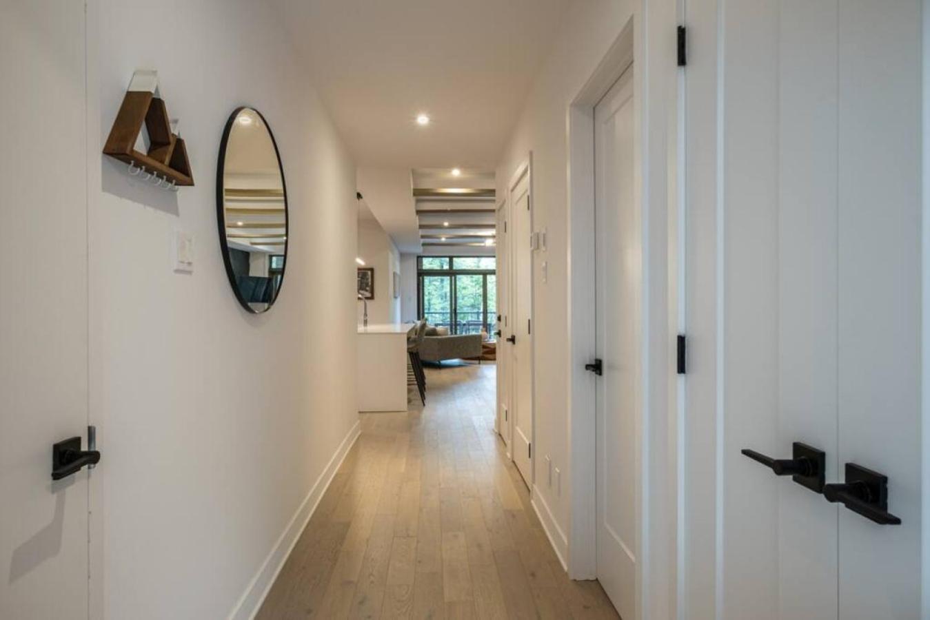 Stunning 2bdr In Nature- V2-104 Holiday home