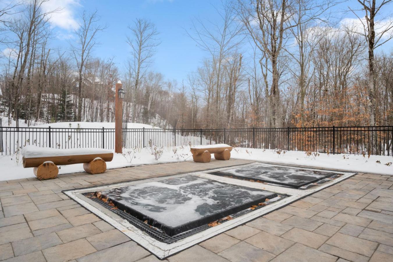 Stunning 2bdr In Nature- V2-104 Holiday home Mont-Tremblant