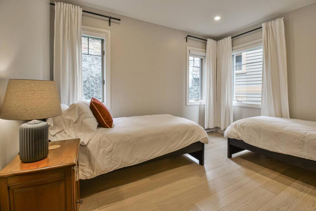 Altitude 170-8 Ultimate Luxury Apartment
