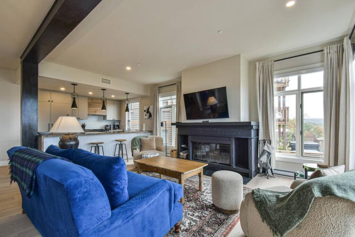 Altitude 170-8 Ultimate Luxury Apartment *
