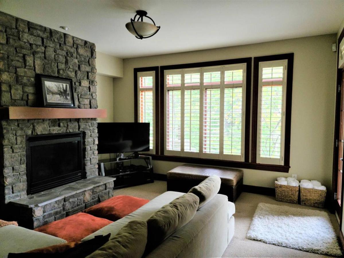 Nature's Luxe Retreat - Panache 638 Chalet