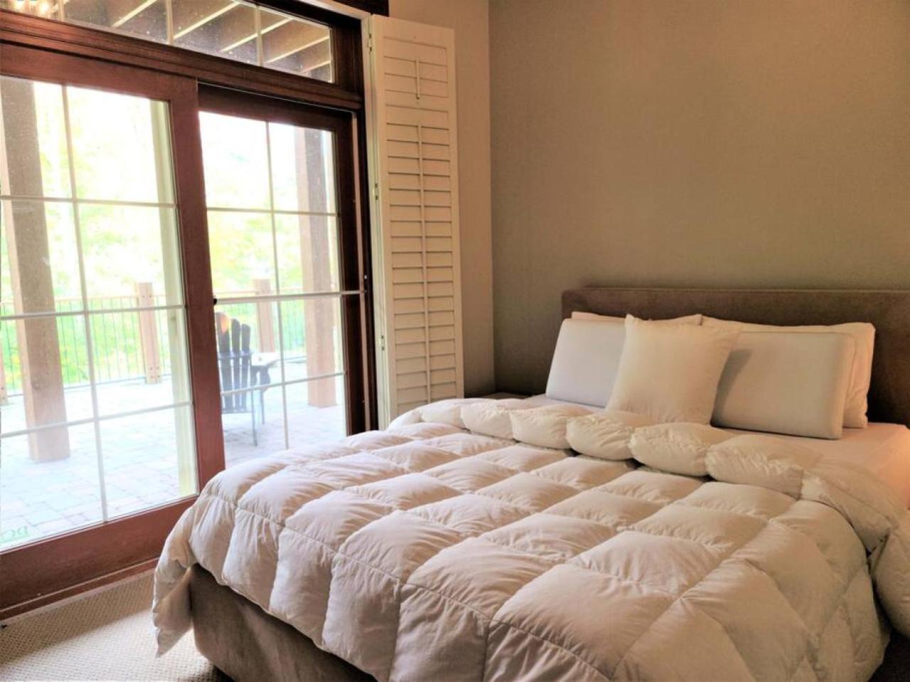 Nature's Luxe Retreat - Panache 638 Mont-Tremblant