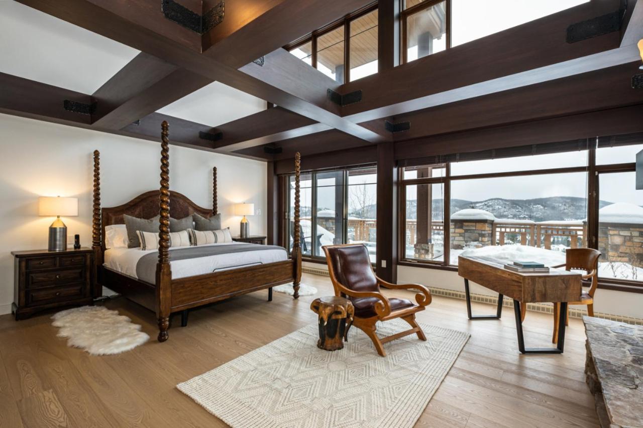 Holiday home Altitude 166-1 On The Village 9bdr Mont-Tremblant
