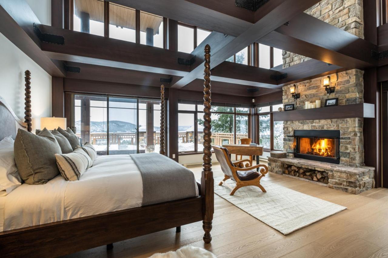 Holiday home Altitude 166-1 On The Village 9bdr Mont-Tremblant