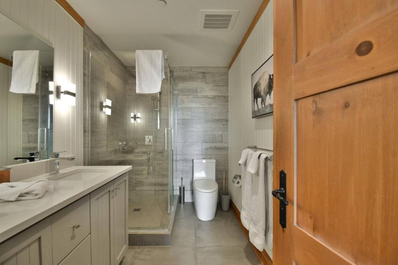 Altitude 168-6 3bdr In-out Apartment *