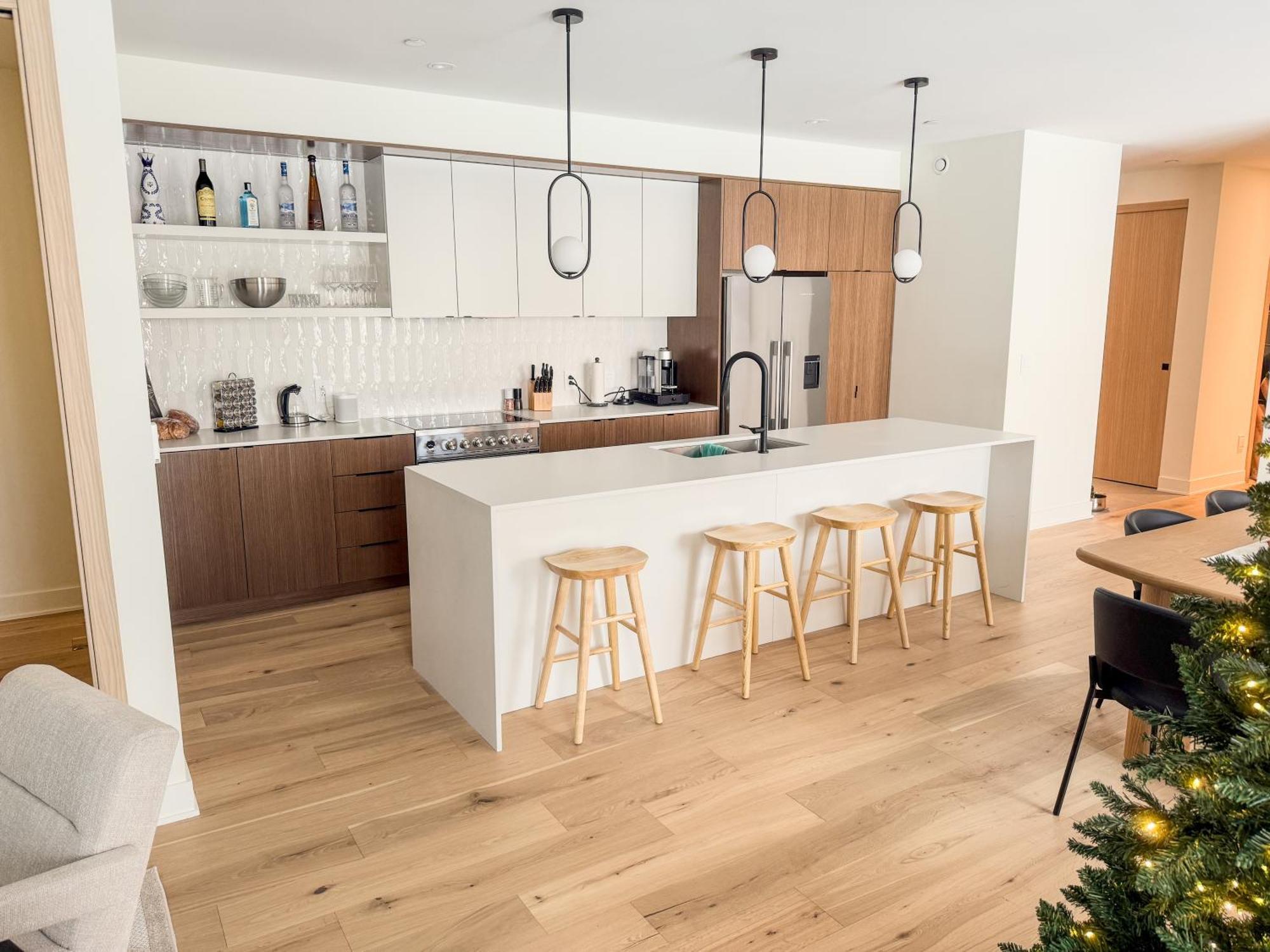Ostrya Luxury Condo, Steps From The Slopes! Apartment