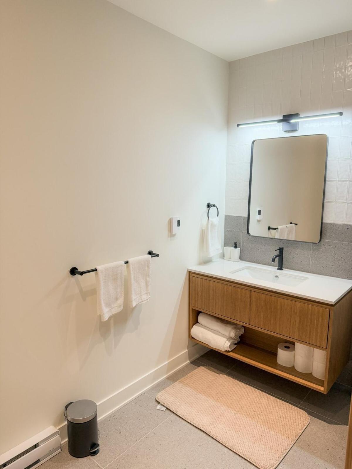Ostrya Luxury Condo, Steps From The Slopes! Apartment *