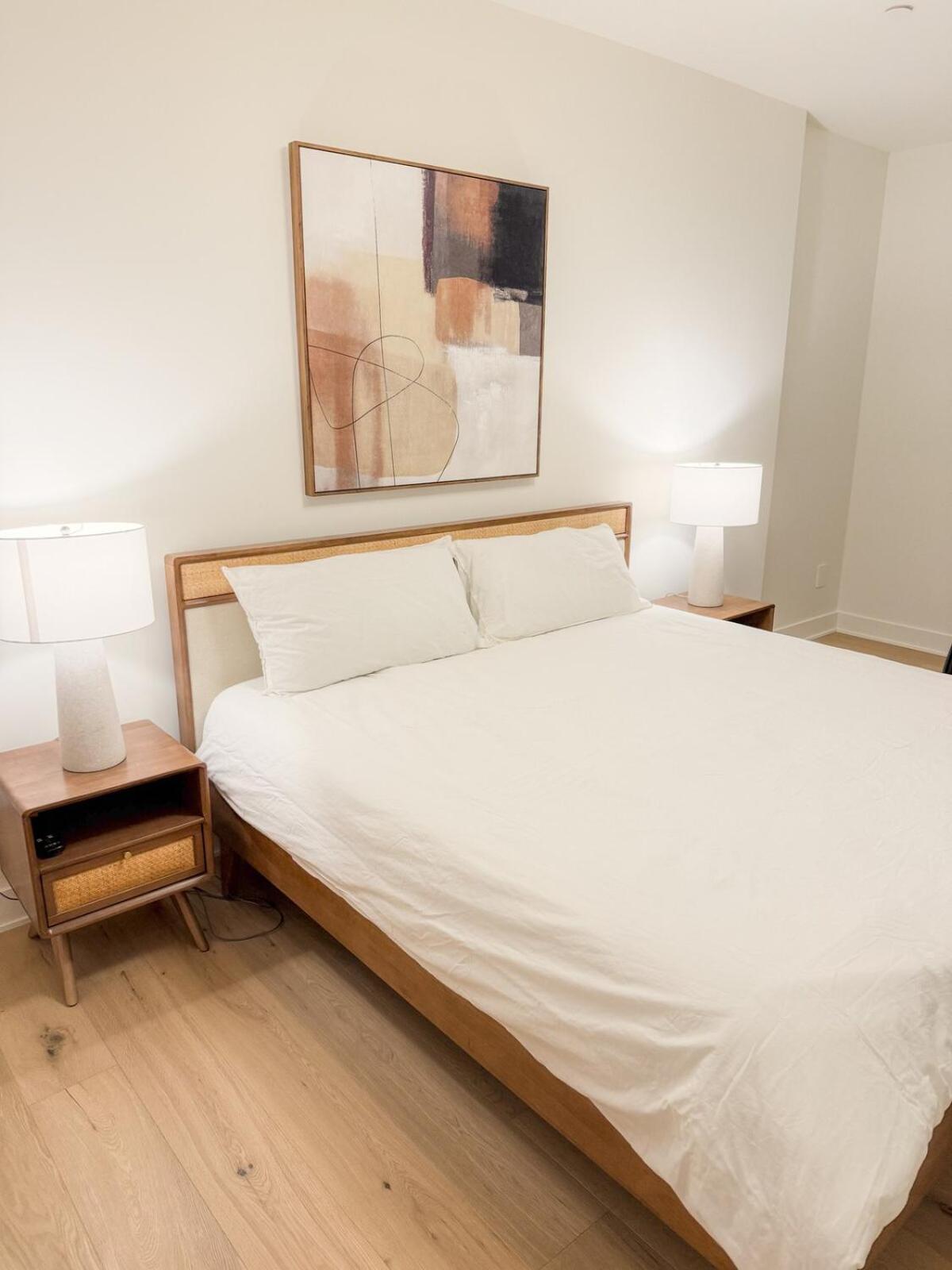 Ostrya Luxury Condo, Steps From The Slopes!