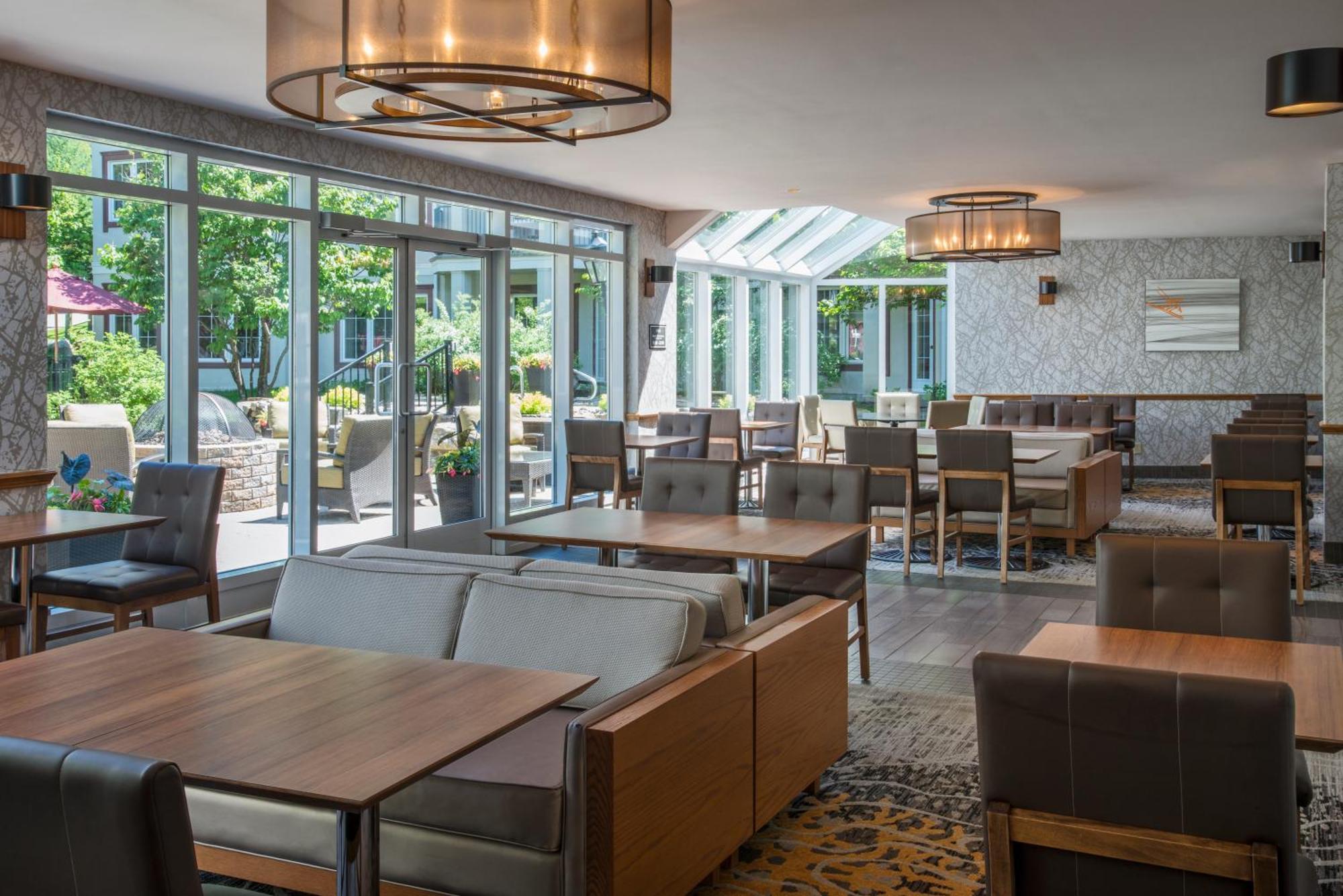 Hotel By Marriott Tremblant Manoir Labelle 4*