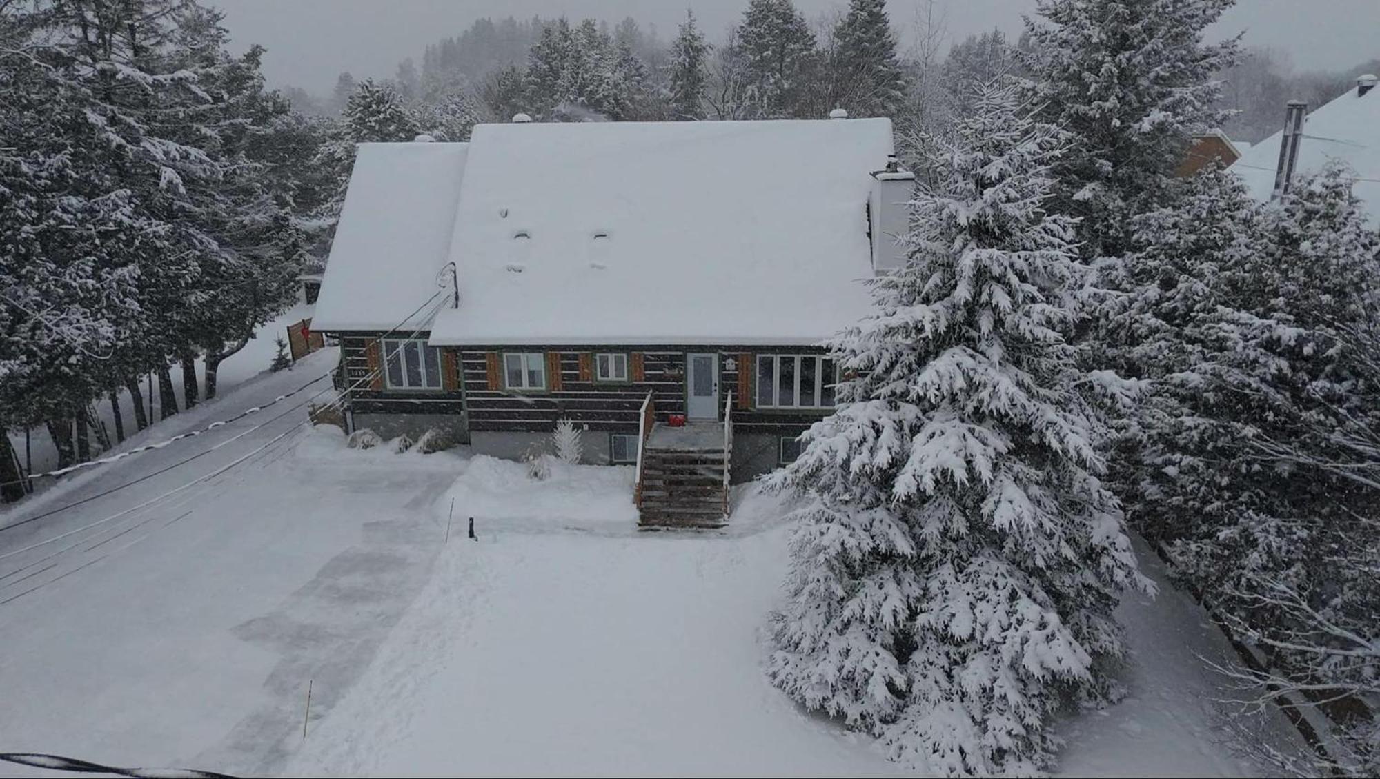 Le Pimbina Bed & Breakfast Mont-Tremblant