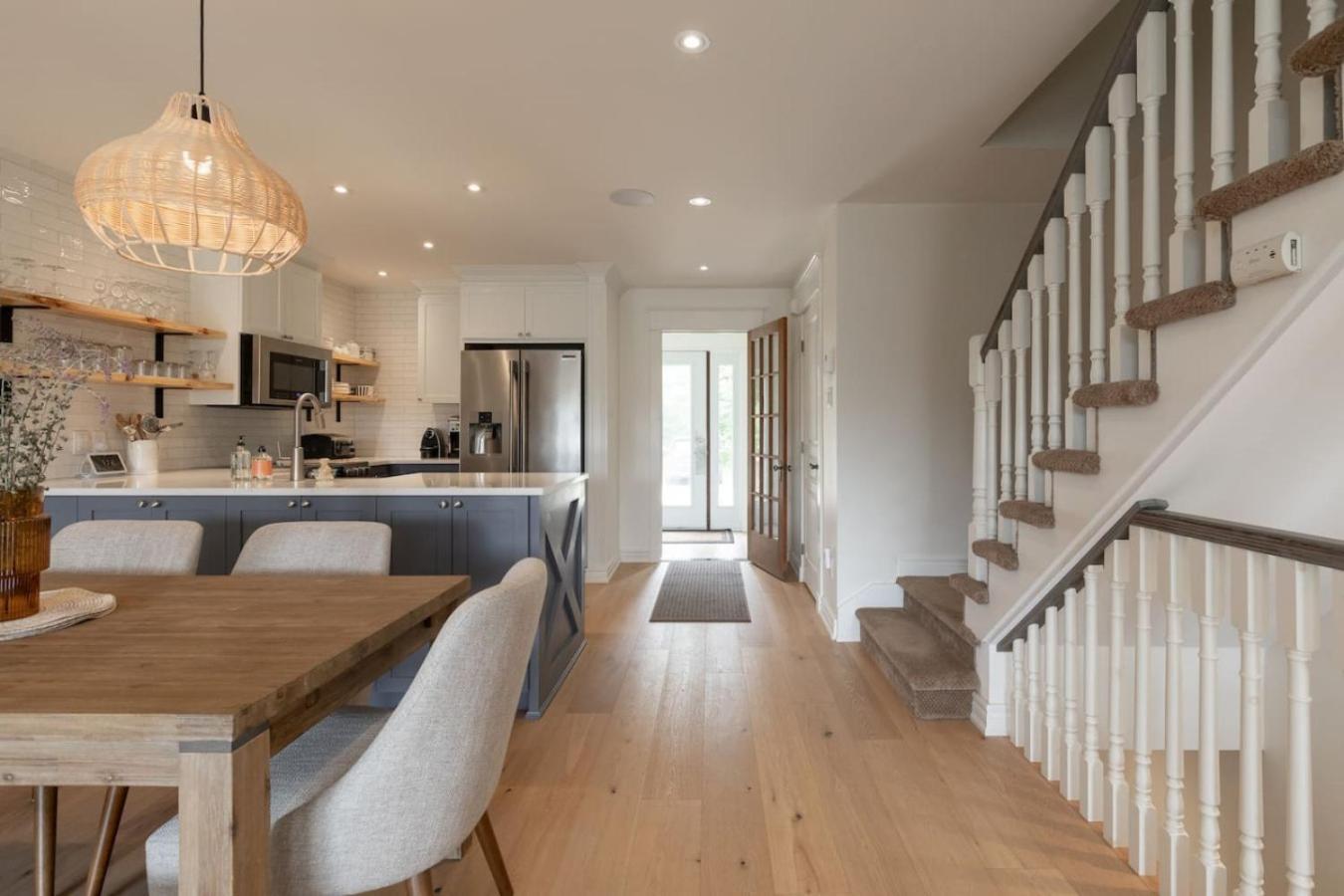 Farmhouse-style Townhouse - 3 Floors - Fireplace * Mont-Tremblant