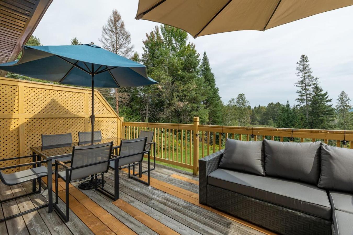 Farmhouse-style Townhouse - 3 Floors - Fireplace * Mont-Tremblant