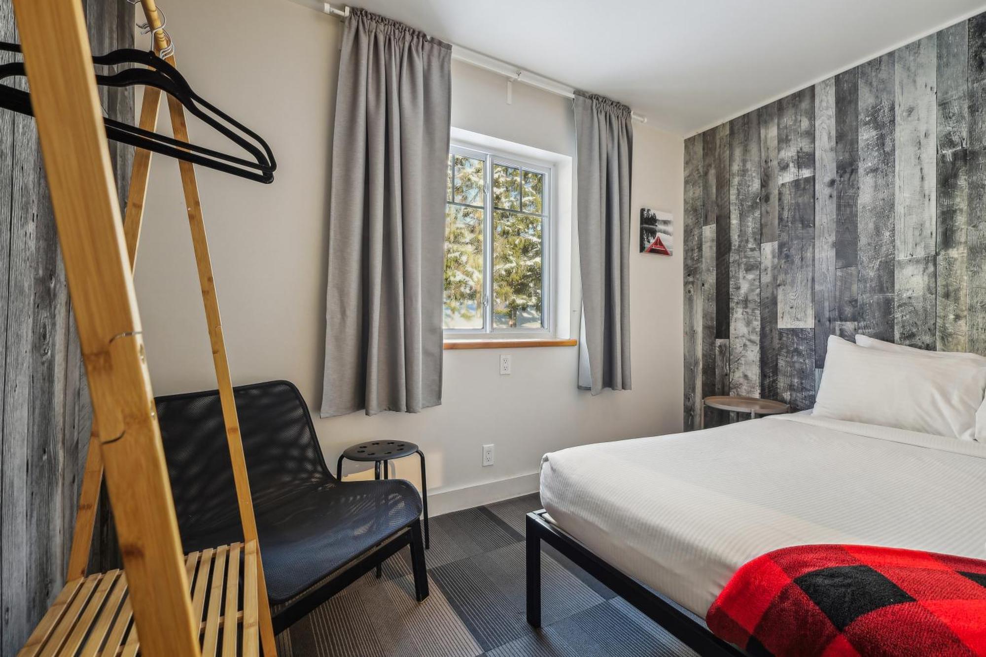 Hostel Manitonga