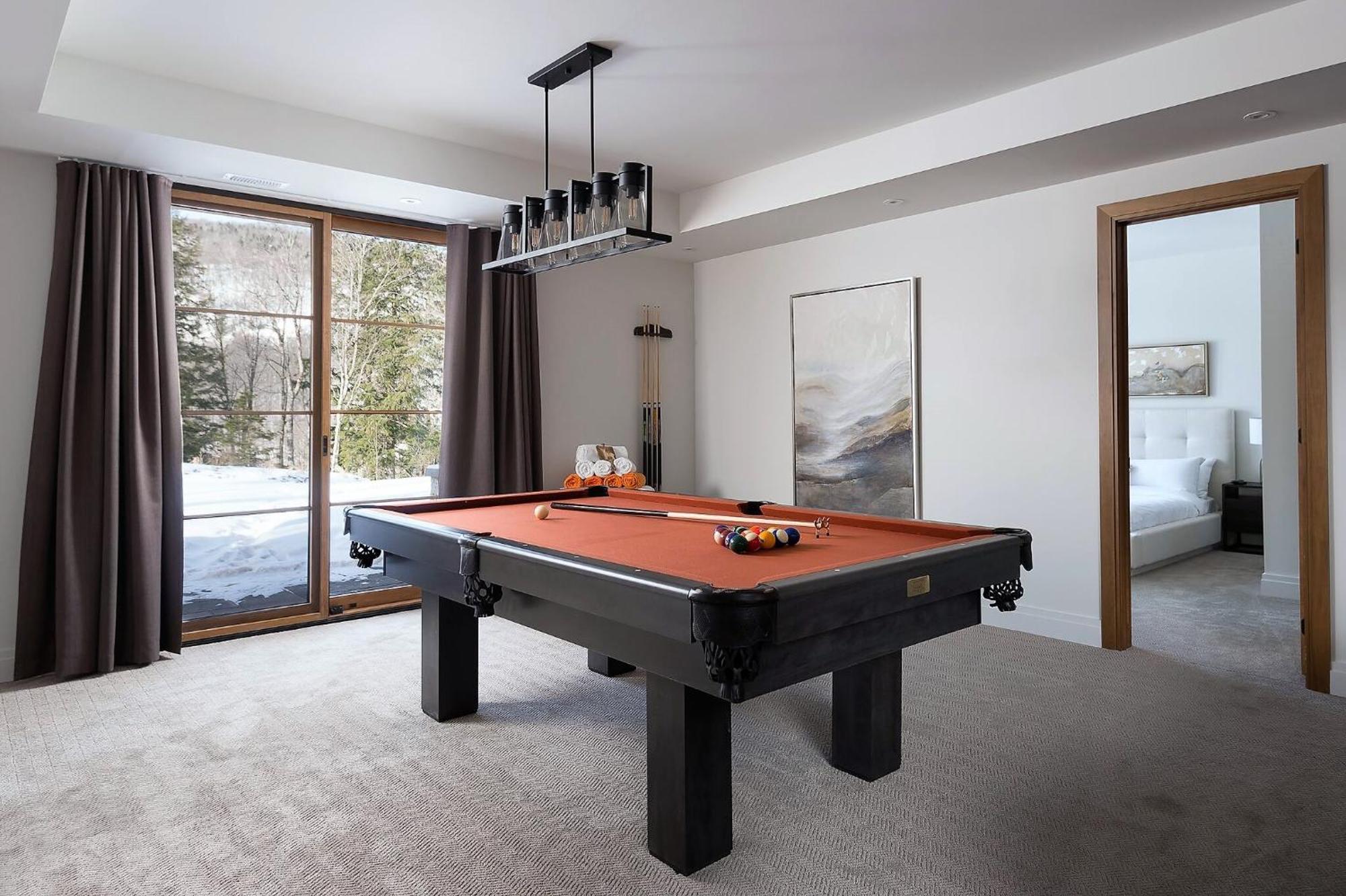 Chalet Havre Des Skieurs 111 Luxurious & Modern Direct Ski-in Ski-out *