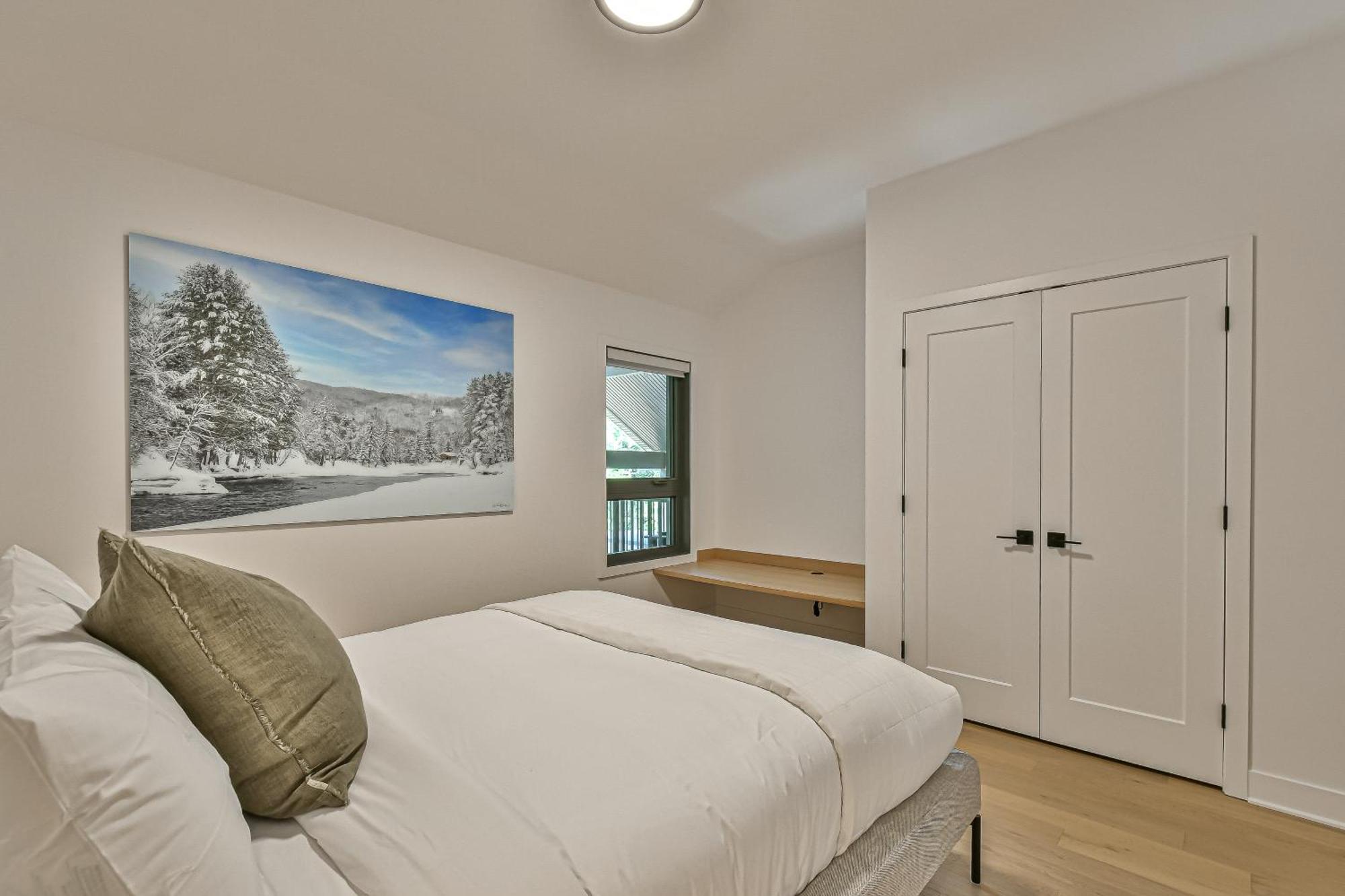 Apartment Verbier Skye 203 5 Bedrooms Spacious View Mont-Tremblant