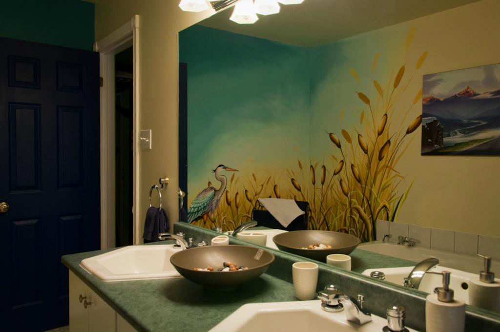 Crystal Bed & Breakfast 4*