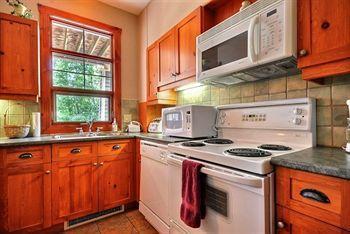 Tremblant Les Eaux By Vacances Tremblant Apartment *