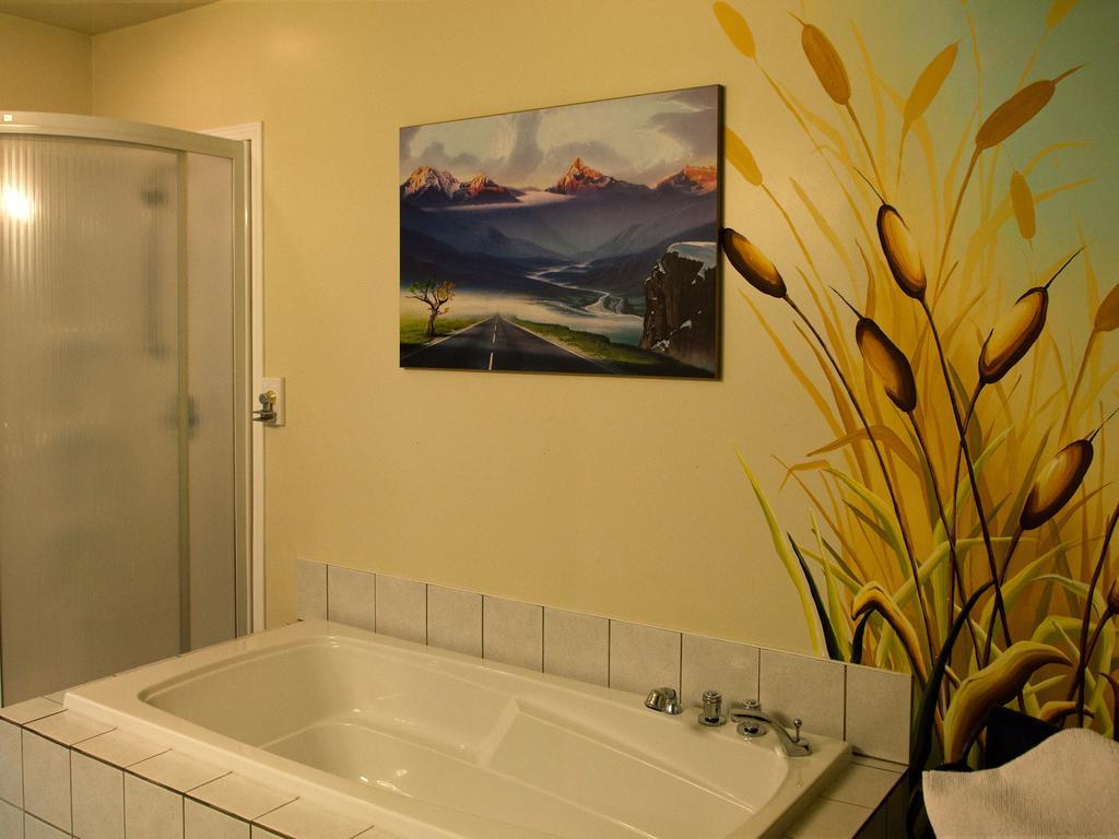 Bed & Breakfast Crystal 4*