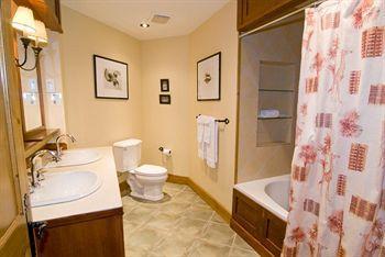 Hotel Etoile Du Matin - Tremblant Sunstar 3*