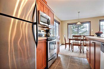 Village Pinoteau By Tremblant Sunstar Mont-Tremblant