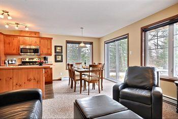 Apartment Village Pinoteau By Tremblant Sunstar