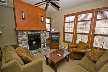 Tremblant Les Eaux By Vacances Tremblant Apartment *
