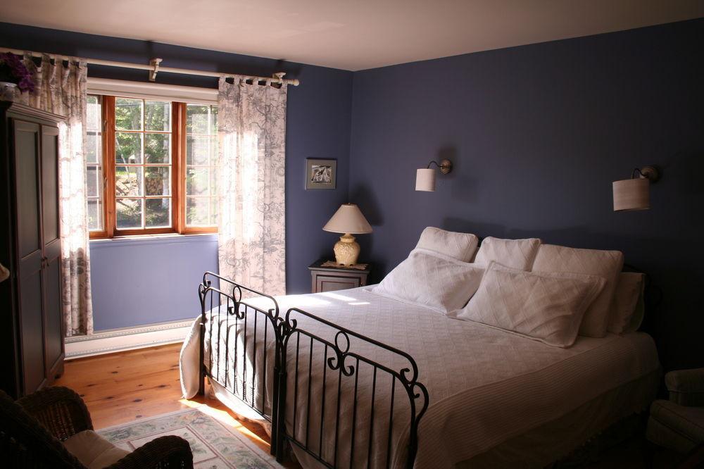 La Chaumiere De L'anse Bed & Breakfast 4*