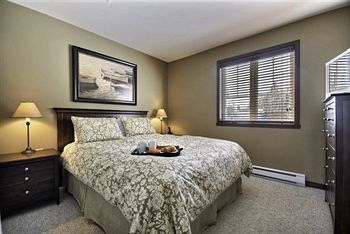 Apartment Village Pinoteau By Tremblant Sunstar Mont-Tremblant