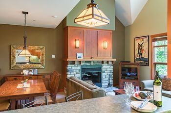 Tremblant-les-eaux - Rvmt Hotel