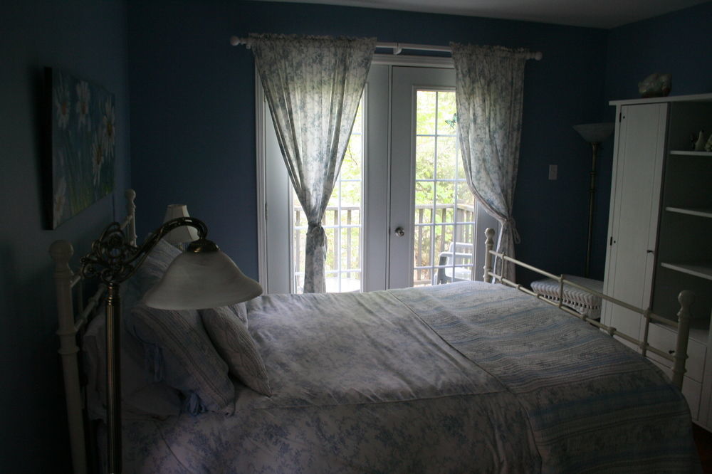 La Chaumiere De L'anse Bed & Breakfast