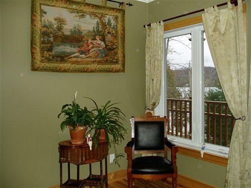 Les Dames Du Bed & Breakfast Mont-Tremblant
