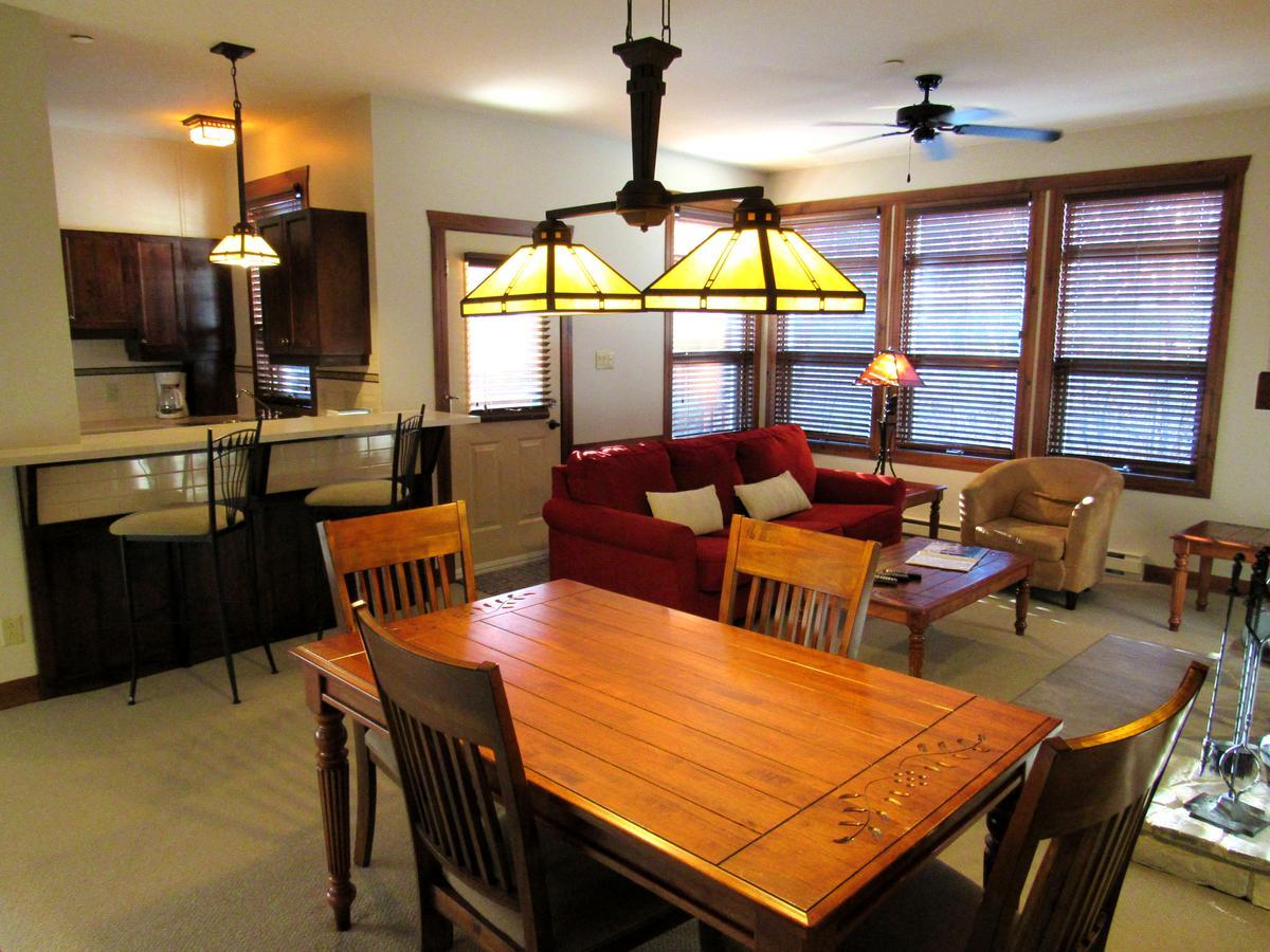 Tremblant Les Eaux - Location Adp Apartment *