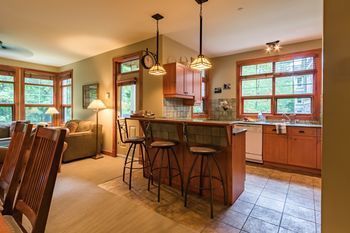 Hotel Tremblant-les-eaux - Rvmt Mont-Tremblant