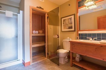 Hotel Tremblant-les-eaux - Rvmt 4*