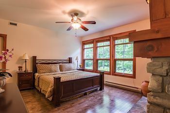 Tremblant-les-eaux - Rvmt Hotel Mont-Tremblant