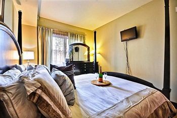 Hotel Etoile Du Matin - Tremblant Sunstar 3*
