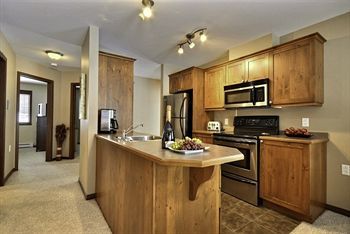 Village Pinoteau By Tremblant Sunstar Apartment