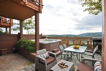 Hotel Laltitude Tremblant Sunstar 4*