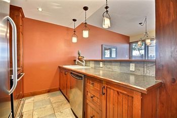 Laltitude Tremblant Sunstar Hotel 4*