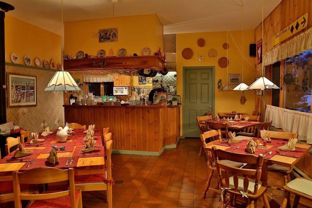 Auberge Le Lupin-Self Check-In 3* Mont-Tremblant
