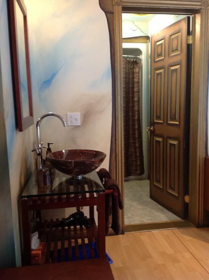 Bed & Breakfast Crystal 4*