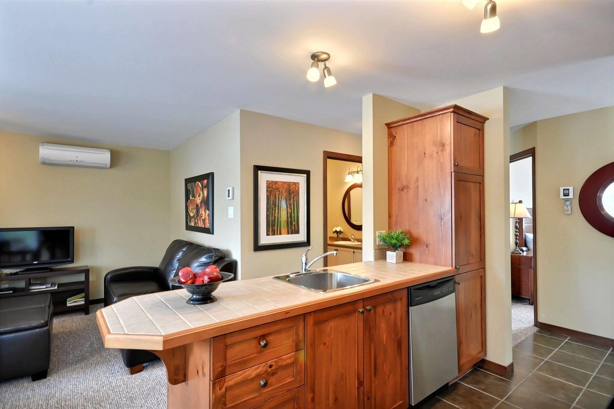 Apartment Village Pinoteau By Tremblant Sunstar Mont-Tremblant