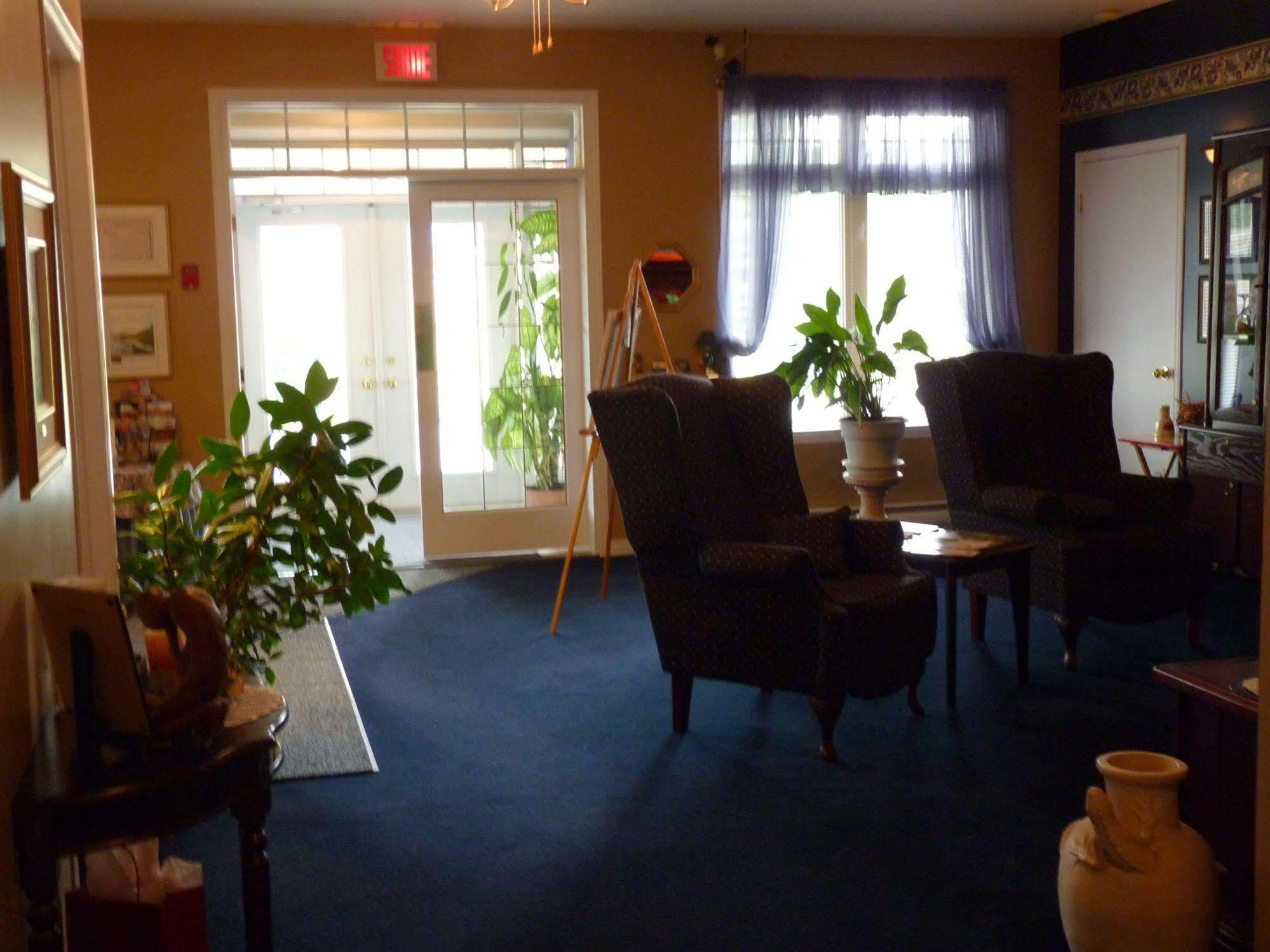 Le Saint Faustin Hotel 3*